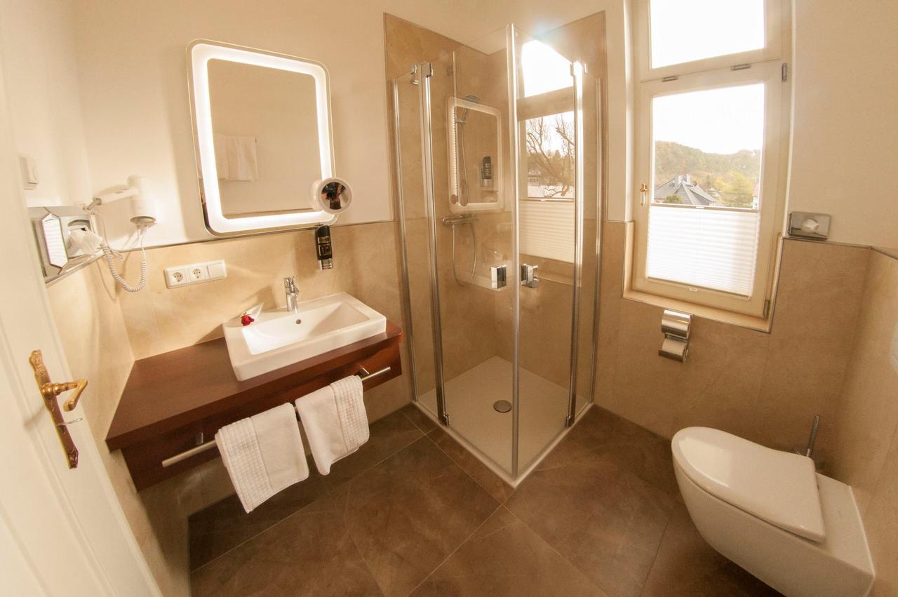 Pension Villa Kleine Wartburg إيزيناخ المظهر الخارجي الصورة