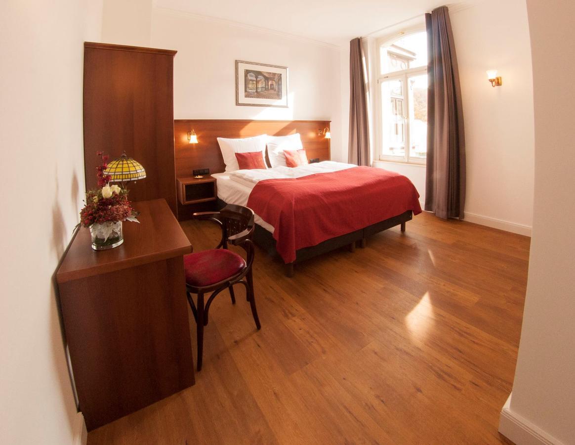 Pension Villa Kleine Wartburg إيزيناخ المظهر الخارجي الصورة