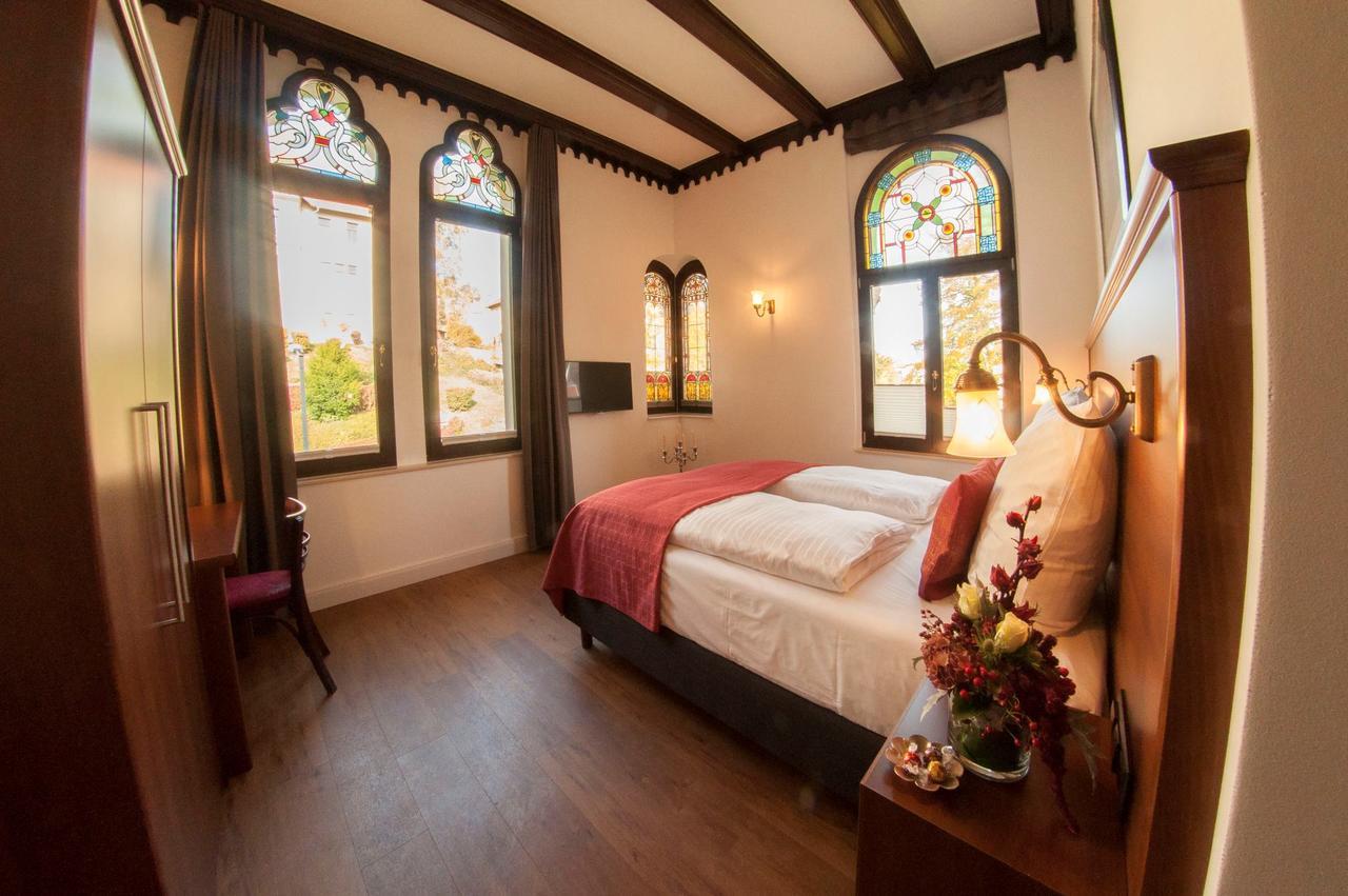 Pension Villa Kleine Wartburg إيزيناخ المظهر الخارجي الصورة